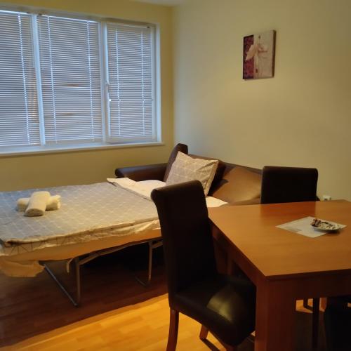 Eagle Rock Apartments - image 10