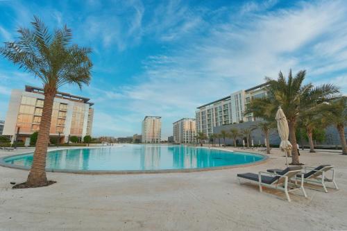 Panoramic 1br with Crystal Lagoon & Downtown View, Dubái