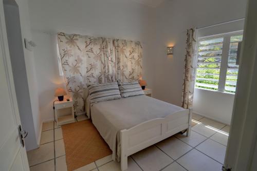 Blue Bay Horizon - Beachfront Holiday Homes