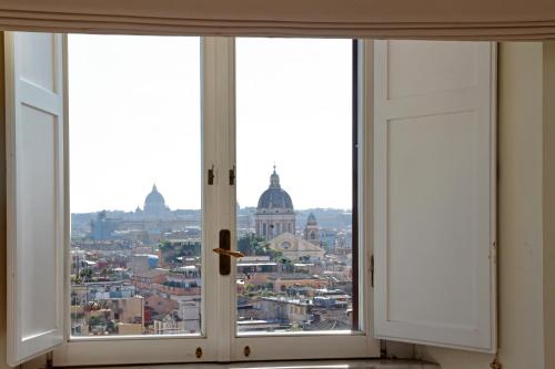 Appartamento Spanish Steps 2 by Flatinrome, Roma