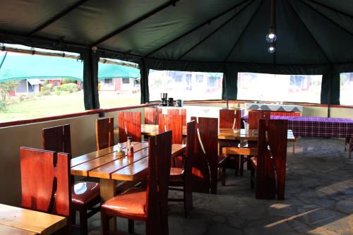 Restaurante, Endeem Mara Resort in Narok