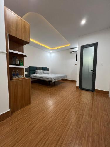 Double Room with Private Bathroom image 1