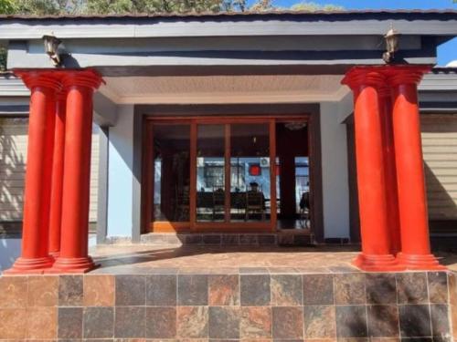 Bejárat, Tee Cee Marvelous Guesthouse in Thabazimbi