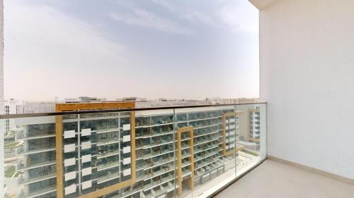 Primestay - Pristine 2BR in Azizi Riviera- Al Meydan - image 11
