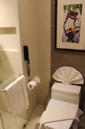 585310066 Best Western Plus The Ivywall Hotel - Palawan