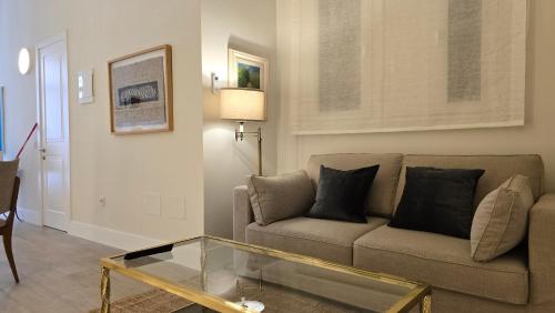 Madrid Center Charm Apartment 1 Bedroom - image 2