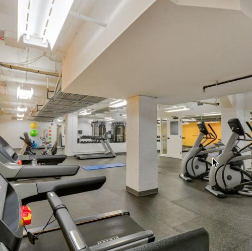 1 Br - 8 Min Walk To Court Ave District Downtown 1 Br - 8 Min Walk To Court Ave District Downtown