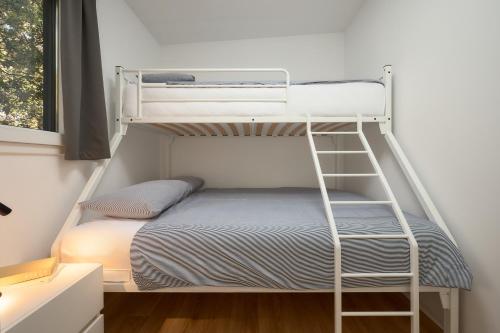 Superior Two-Bedroom Glamping Home with Terrace image 6