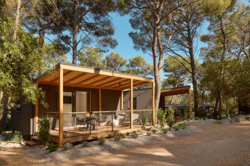 Superior Two-Bedroom Glamping Home with Terrace image 2