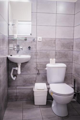 Hotel Gong - image 10