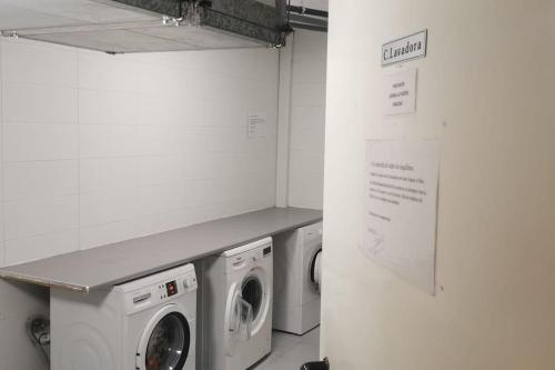 Cozy apartment with pool and private parking - Coruña, Madrid (photo 11)
