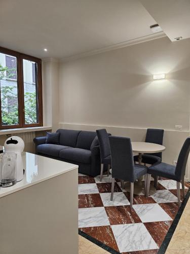 Andreola Central Hotel, Milan (photo 9)