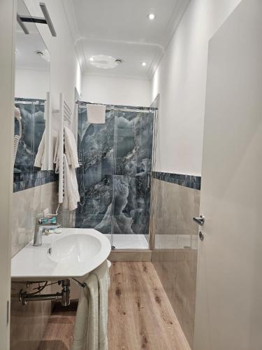 Andreola Central Hotel, Milan (photo 10)