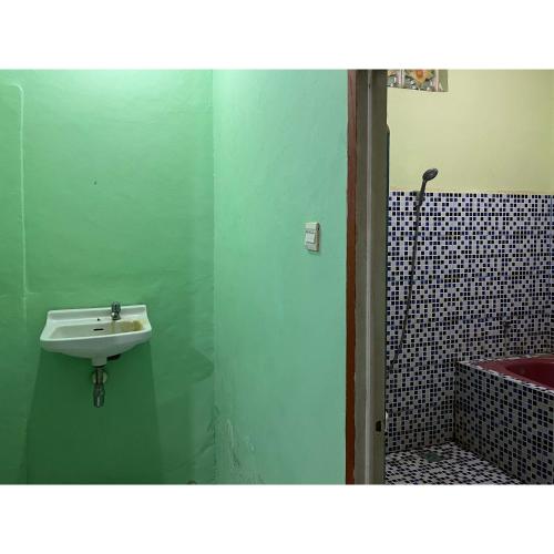 Afiat Hotel Maros Makassar RedPartner – Makassar, CA