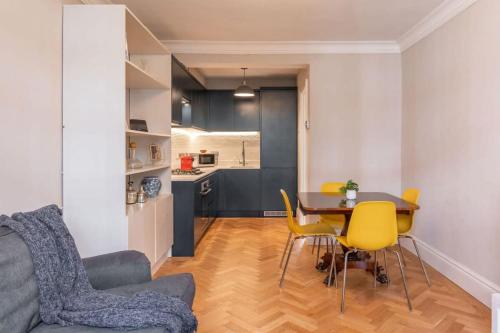 2-bed Flat Near Marylebone High Street - Sleeps 4 - image 8