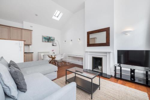 Duplex apartment close to Regents Park in Central London