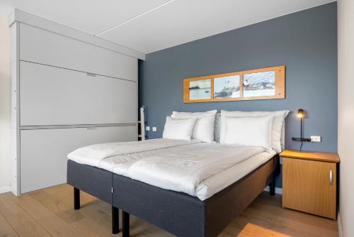 1 queen bed