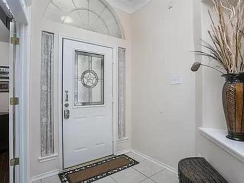 Fully Furnished Ranch Style Home Close To Houston in Pearland, USA