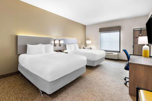 Comfort Inn Harriman - image 2
