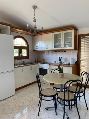 Yota's House Yota's House