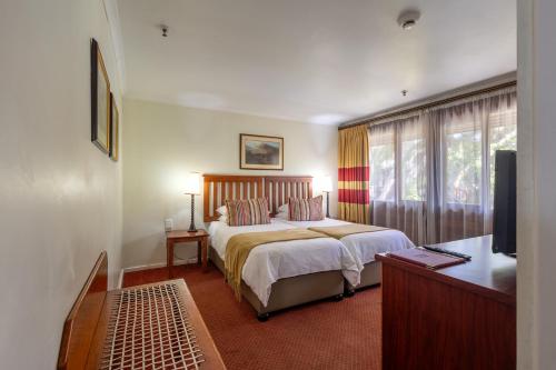 Knysna Log-Inn Hotel - 3 & 4 Star in 나이스나