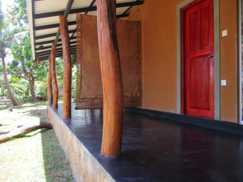 Peacock Lake Villa in Sigiriya