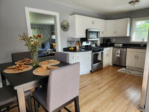 Countryside Guest Home, Near IU, Family-Friendly in Bloomington, USA