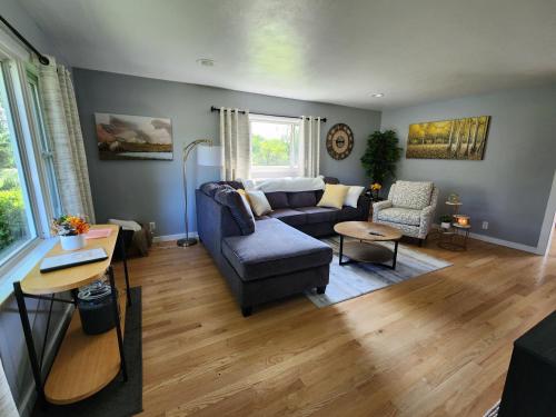 Countryside Guest Home, Near IU, Family-Friendly in Bloomington, USA
