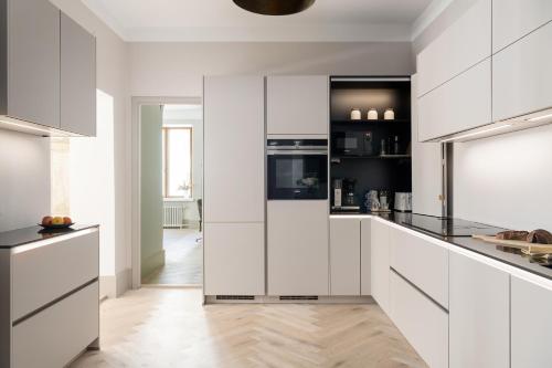 Beautiful 3 bedroom 170m2 with Sauna in Töölö, Helsinki (foto 4)