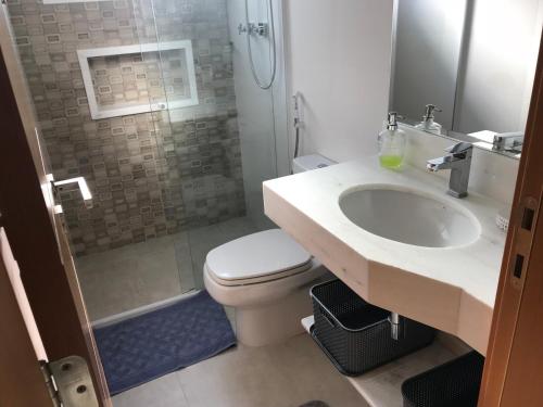 Linda casa com piscina próximo à praia Juquehy Linda casa com piscina próximo à praia Juquehy