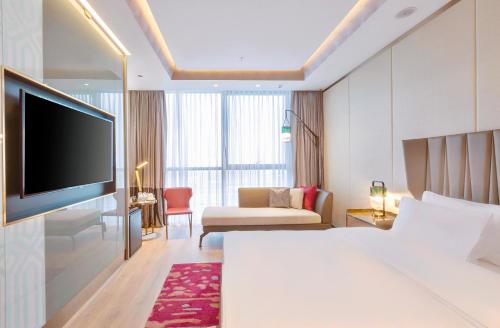 room detail thumbnail 1