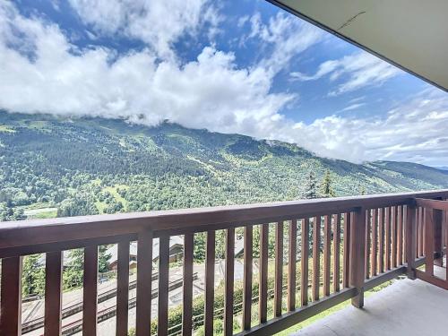 Apt fonctionnel proche pistes, commerces, avec balcon et WiFi a Meribel - FR-1-688-72 in Morel