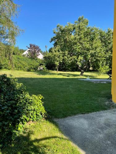 Hollabrunn-Rest-Relaxation-Garden contactless check-in in Hollabrunn, Österreich