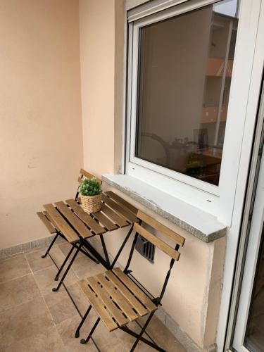 HMS16 - 1 Zimmer Apartment I Downtown I ab 5 Nächte I S-Bahn I Mercedes Benz I Balkon I Küche I Bad, Sindelfingen (zdjęcie 9)