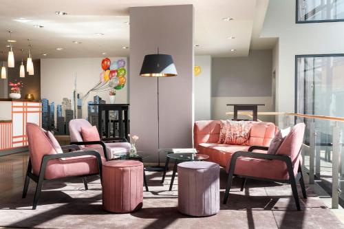 トップ KHR マインハウス シュタットホテル