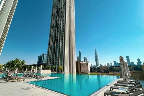 Burj Khalifa View - HighFloor - Dubai Mall Access - image 12