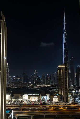 Burj Khalifa View - HighFloor - Dubai Mall Access - image 9