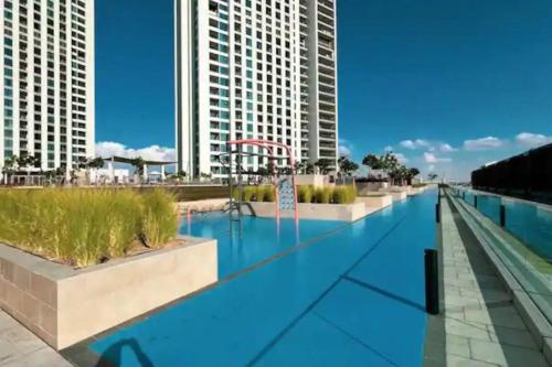 Burj Khalifa View - HighFloor - Dubai Mall Access - image 10