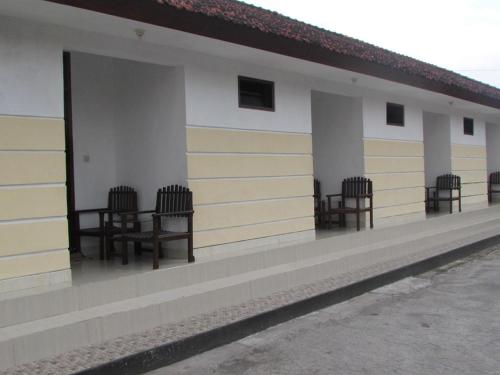 Hotel Singasari Room Type - Budget Twin Room
