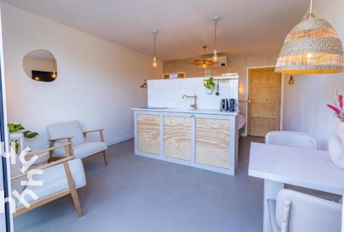 Luxe Tinyhouse Domburg, midden in het centrum en toch rustig gelegen in 棟堡