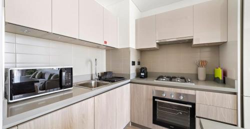 Beautiful Studio in Nad Al Sheba Dubai - image 2