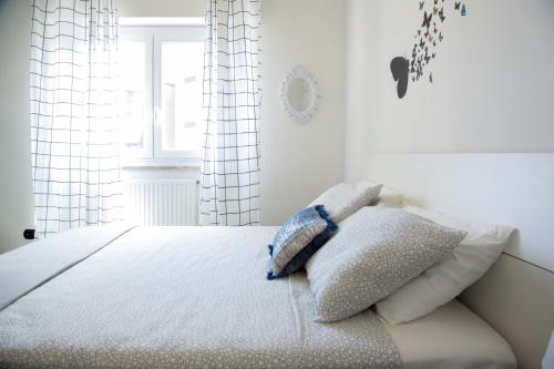 Domus Anagnina 2 bedrooms apartment, Rom (Foto 3)