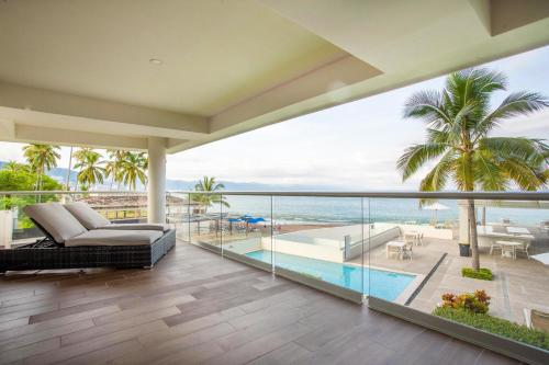 Beachfront X-Large Corner Unit-2 BDR-270° Views! in Puerto Vallarta, Mexico