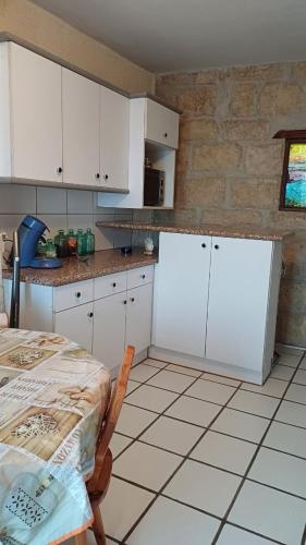 Appartement chaleureux dans une maison en pierre 4