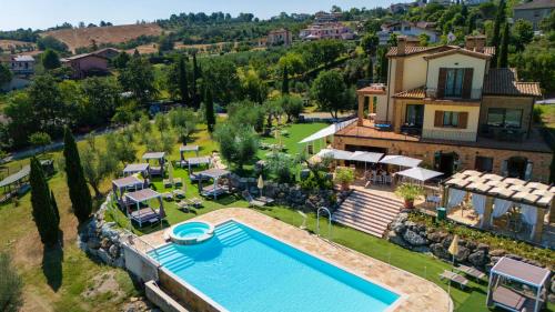 ทัศนียภาพภายนอกโรงแรม, Agriturismo Le Bosche in ด็อกกานา