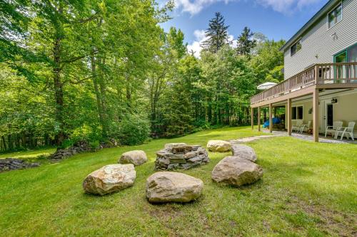 Relaxing Home Mins from Mt Snow, Hiking, and Lakes Relaxing Home Mins from Mt Snow, Hiking, and Lakes