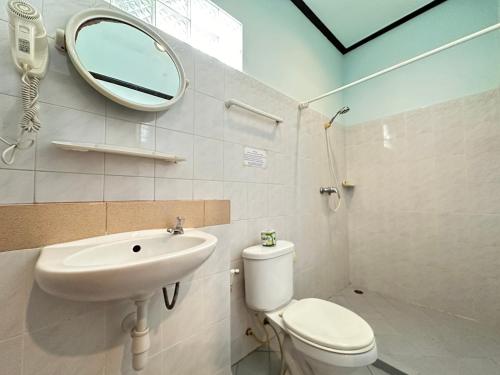 Superior Twin Room image 1