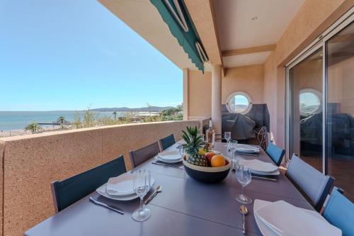 Duplex front de mer in Frejus Plage
