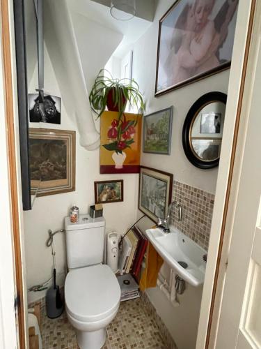 Grand appartement familial Parisien, avec balcon et parking, Paris (photo 6)
