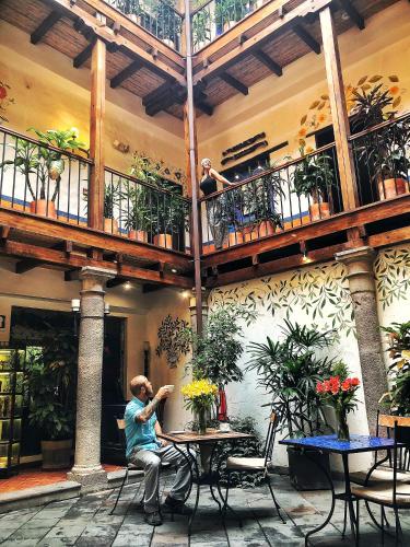 Vista exterior, La Casona de la Ronda Hotel & Luxury Apartments in Quito